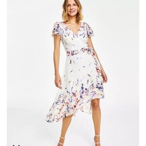 DKNY
Women's Printed Flutter-Sleeve Faux-Wrap Midi Dress Size 12 NWT